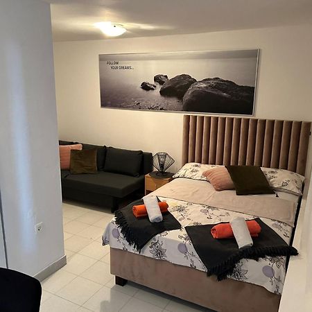 Apartments By The Sea Balica Rat, Omis - 1065 Екстер'єр фото